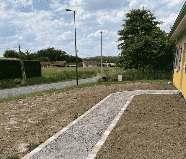 aménagement extérieur à mont de marsan création d'une allée